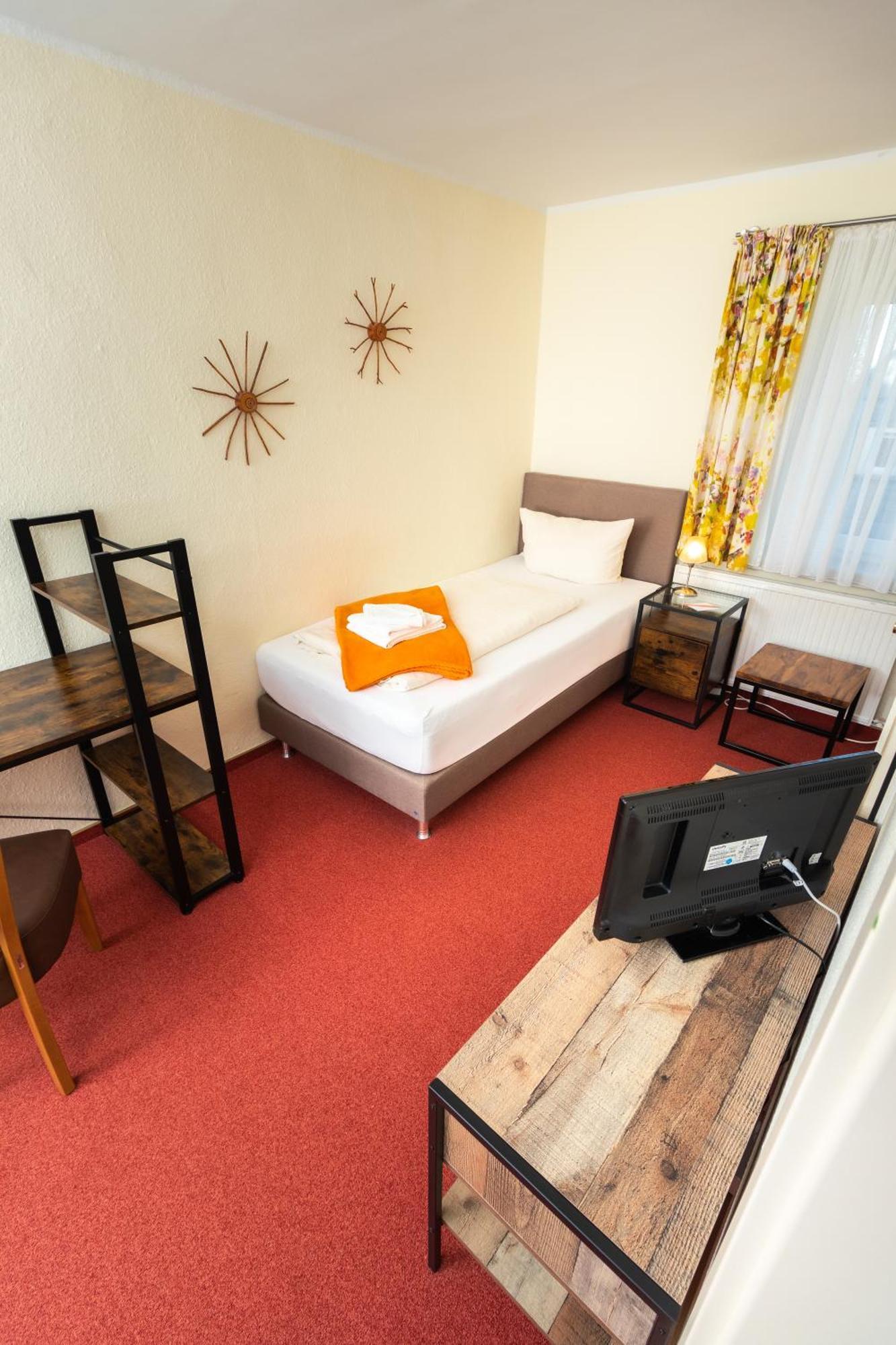 Wanderhotel Sonnebergbaude Вальтерсдорф Экстерьер фото