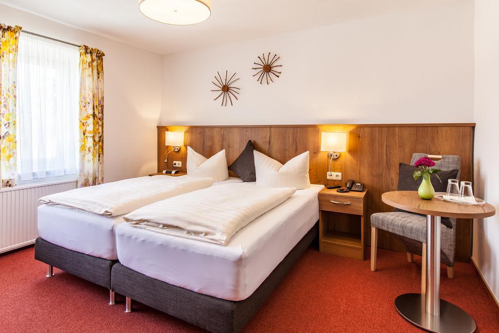 Wanderhotel Sonnebergbaude Вальтерсдорф Экстерьер фото